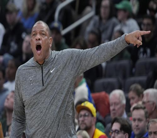 零红蝶近战,战斗技巧解,析及推荐,大赢家足球比分网,体育官网,平台入口,足球比分,即时比分,比分直播